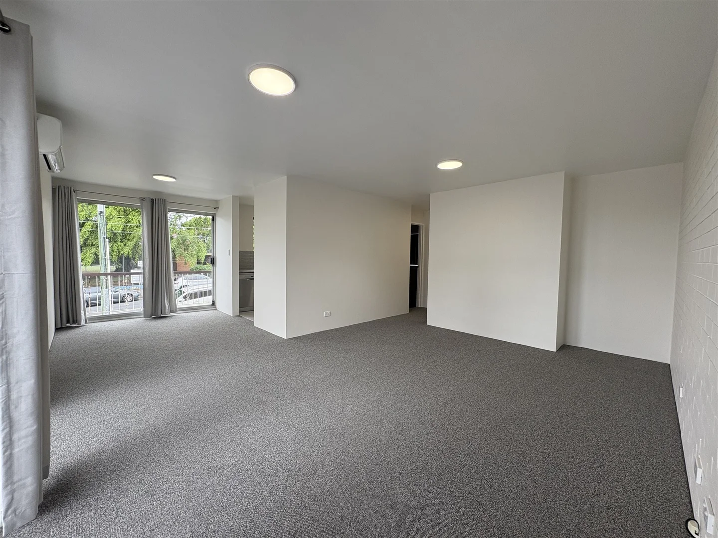 Additional image 2 of 1/197 Cavendish Road, Coorparoo QLD 4151