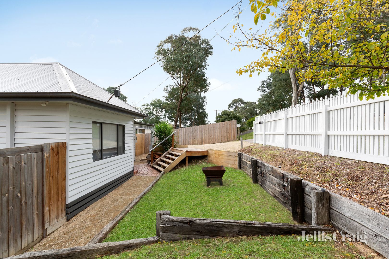 37 Curtain Rd, Hurstbridge VIC 3099 House For Rent 500 Domain