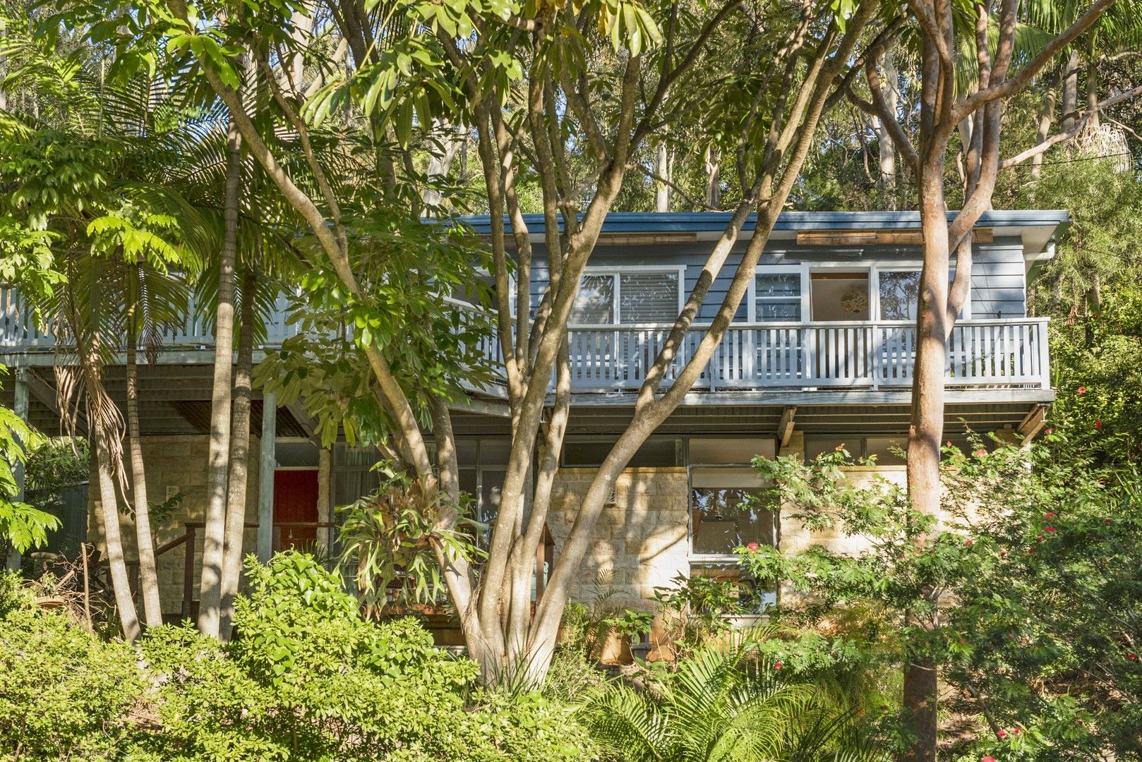 6 Cannes Drive, Avalon Beach NSW 2107, Image 0