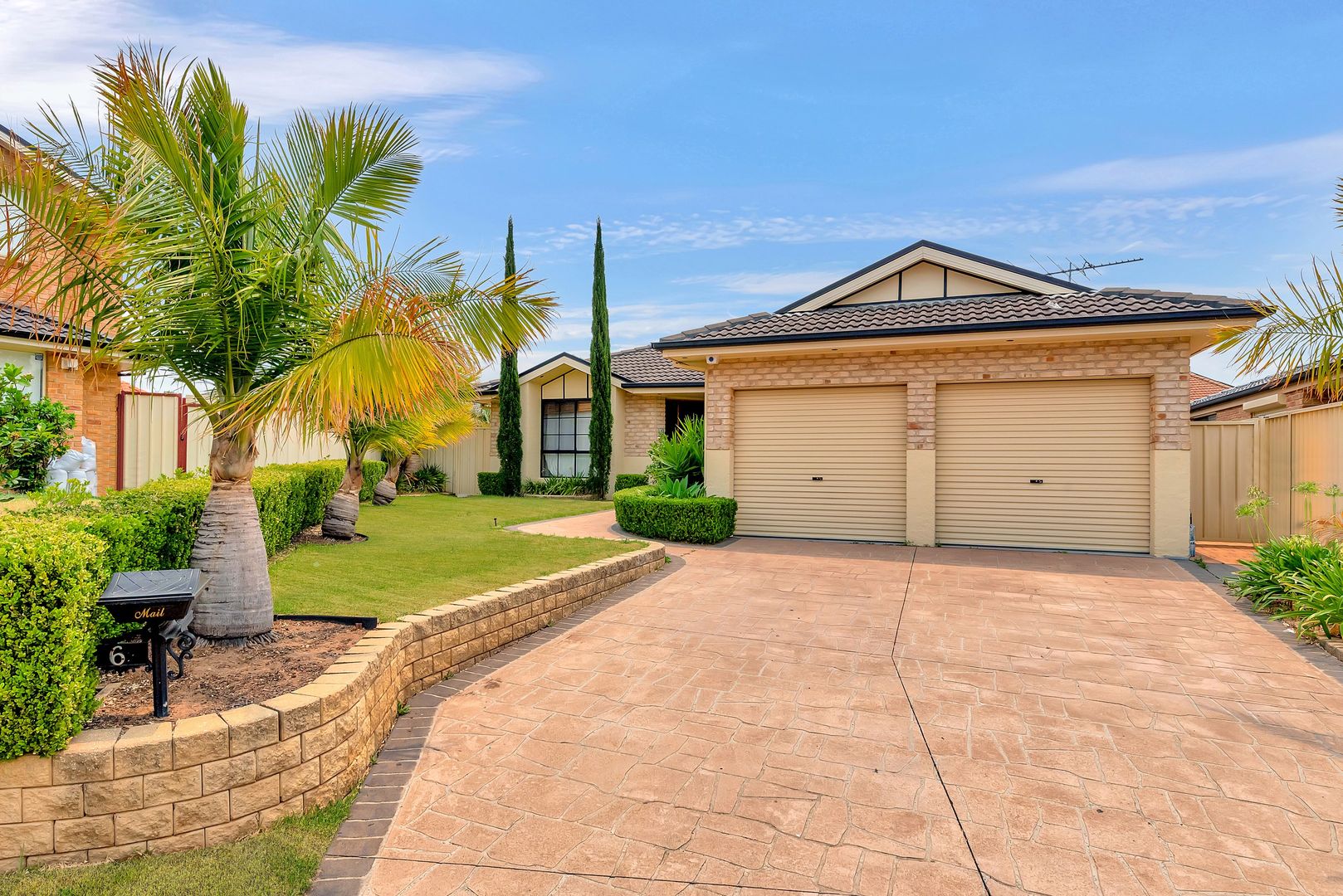 6 Symons Place, West Hoxton NSW 2171