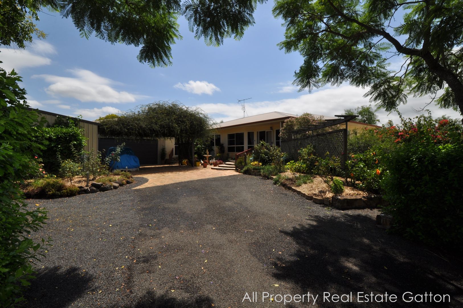 11 Narelle Court, Plainland QLD 4341, Image 2