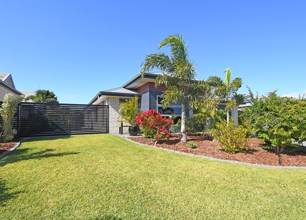 5 Cowrie Court, Burrum Heads QLD 4659