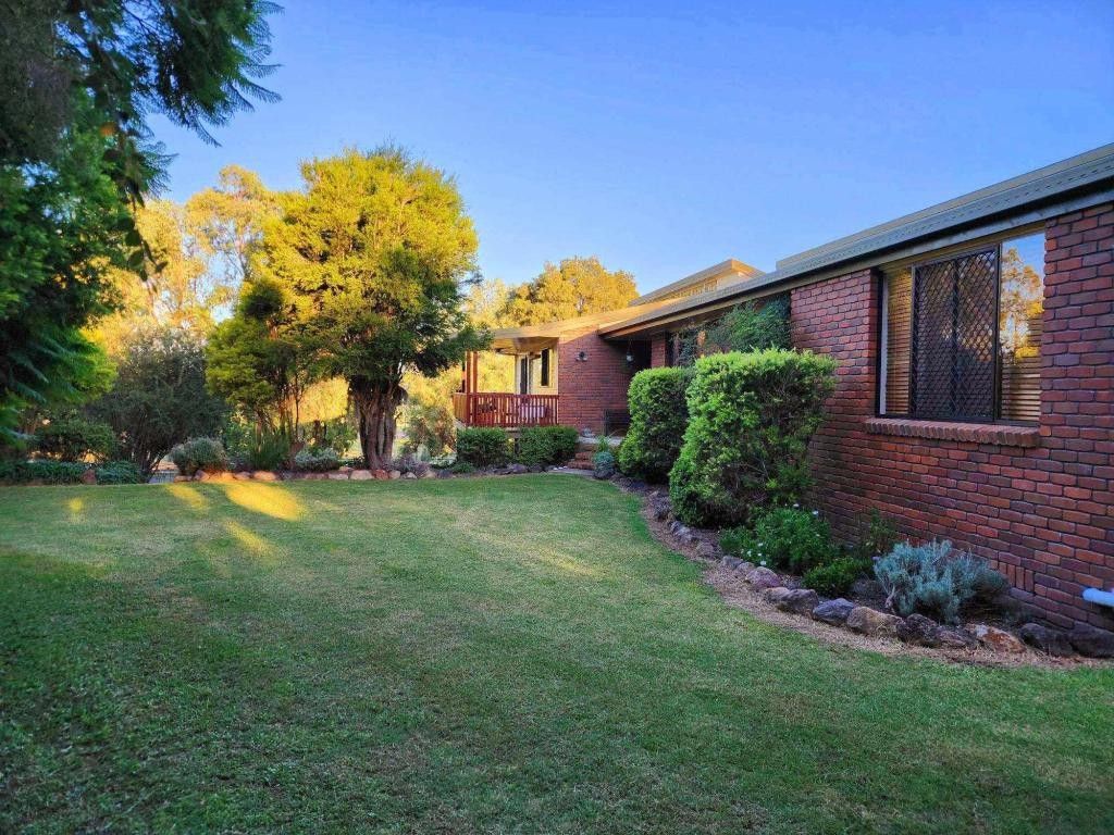 5 bedrooms House in 207 Palmerin Street WARWICK QLD, 4370