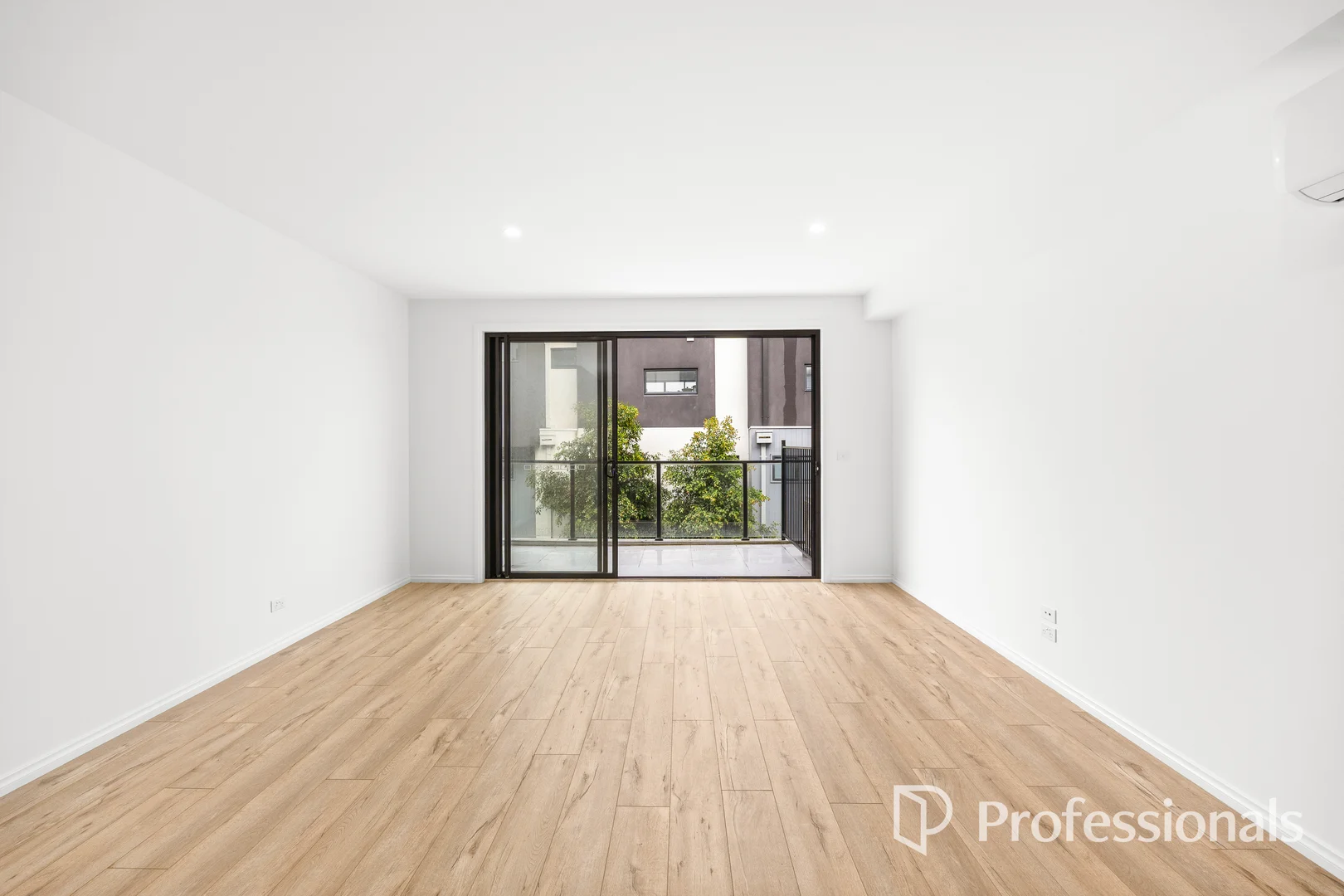 Additional image 6 of 4/26 Bordeaux Street, Doncaster VIC 3108