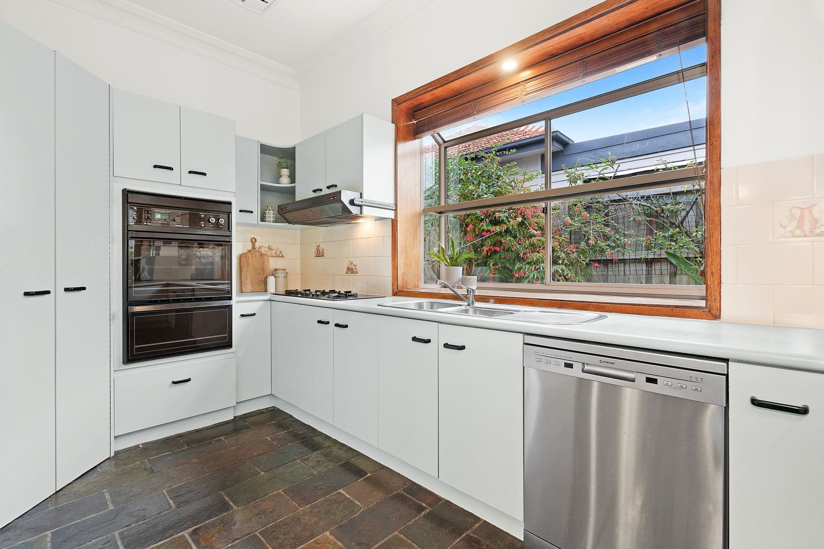 70 Bond Street, Ivanhoe VIC 3079, Image 2