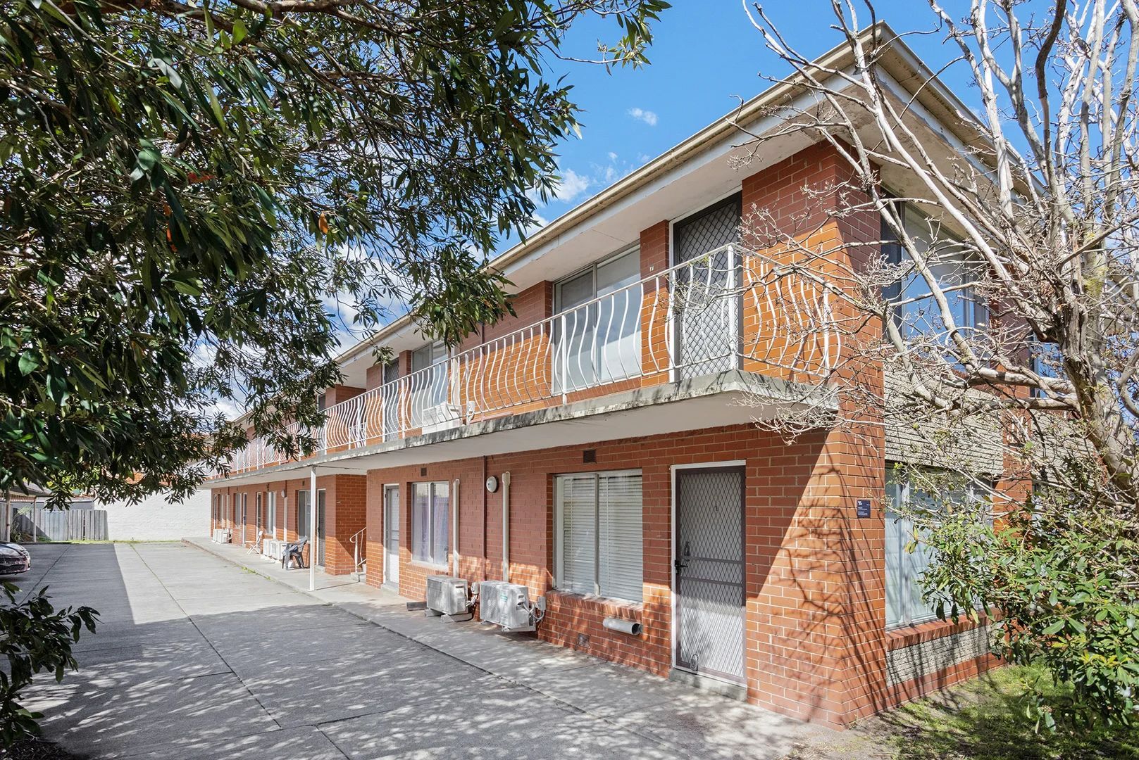1 bedrooms Apartment / Unit / Flat in FLAT 8/110 Murrumbeena Road MURRUMBEENA VIC, 3163