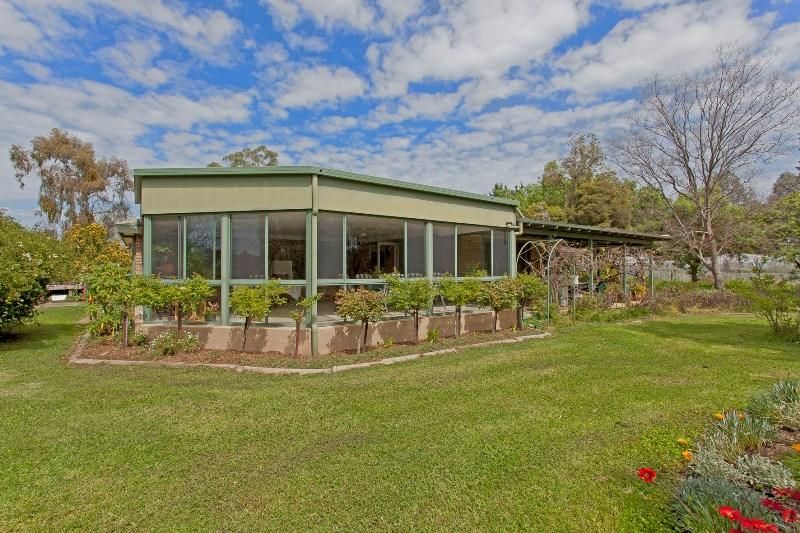 96 Lancashire Gap Road, CHILTERN VIC 3683, Image 0