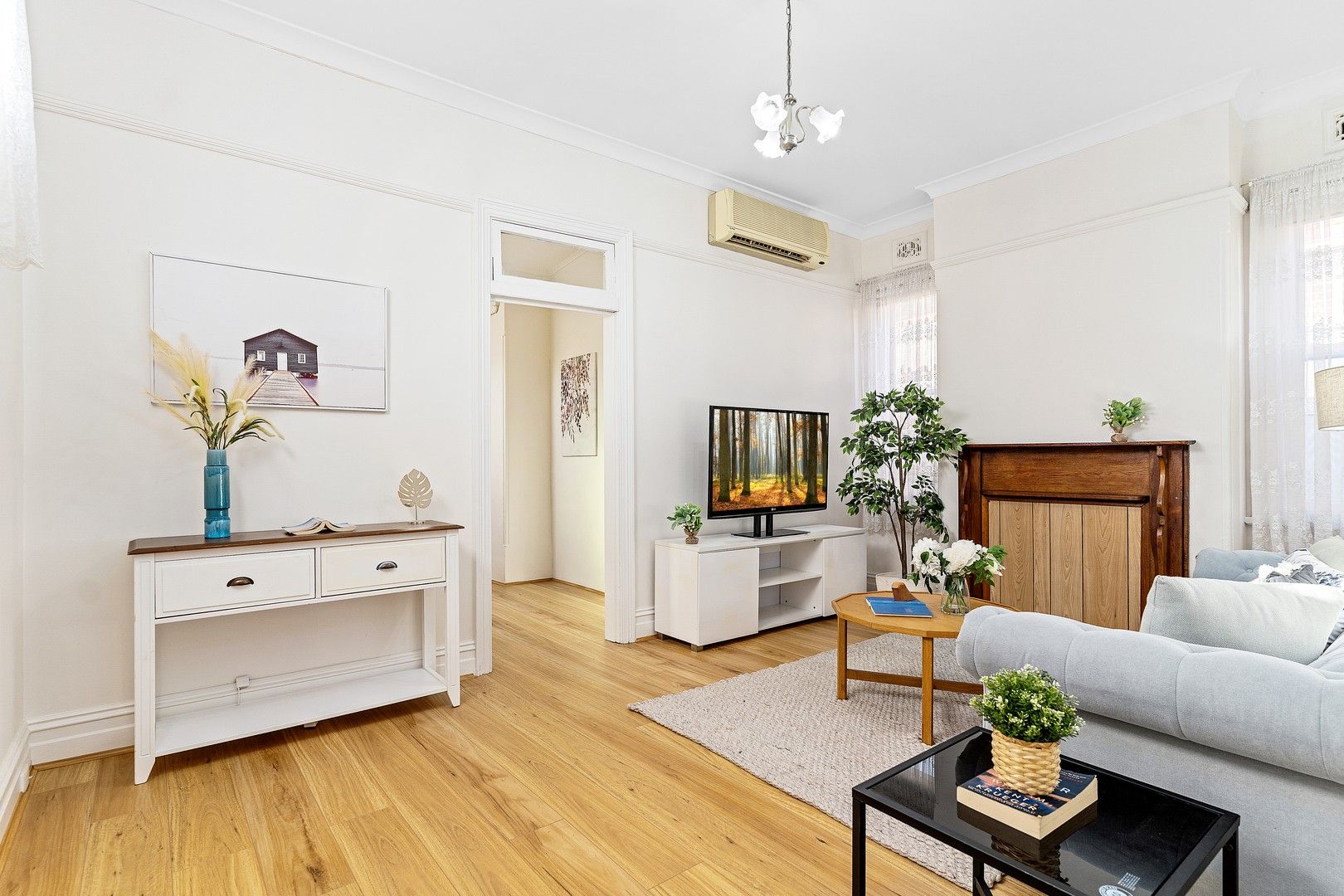 2 bedrooms House in 13 Heighway Avenue ASHFIELD NSW, 2131