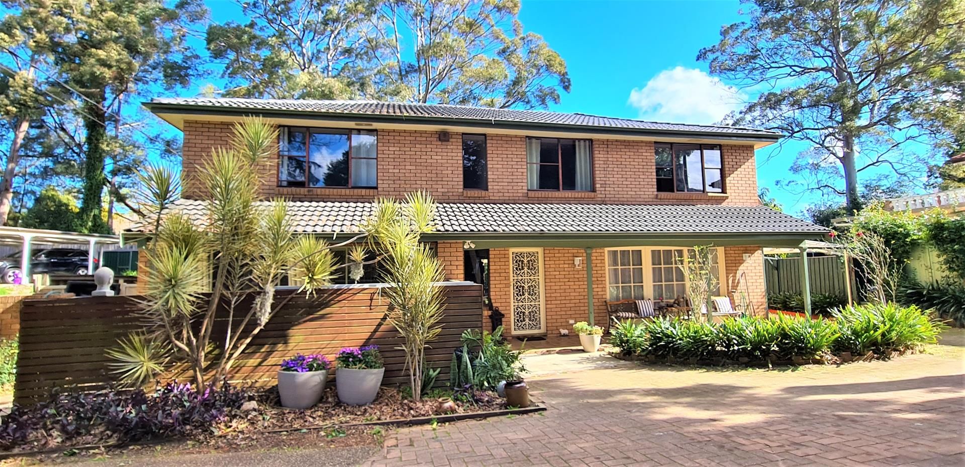 4 bedrooms House in 61 Oakes Road CARLINGFORD NSW, 2118