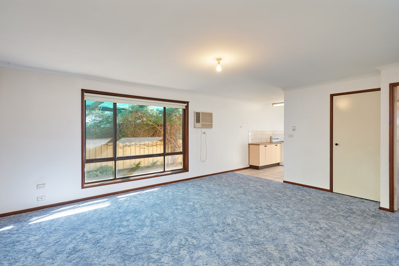 4/33 Wren Street, Mount Austin NSW 2650, Image 1