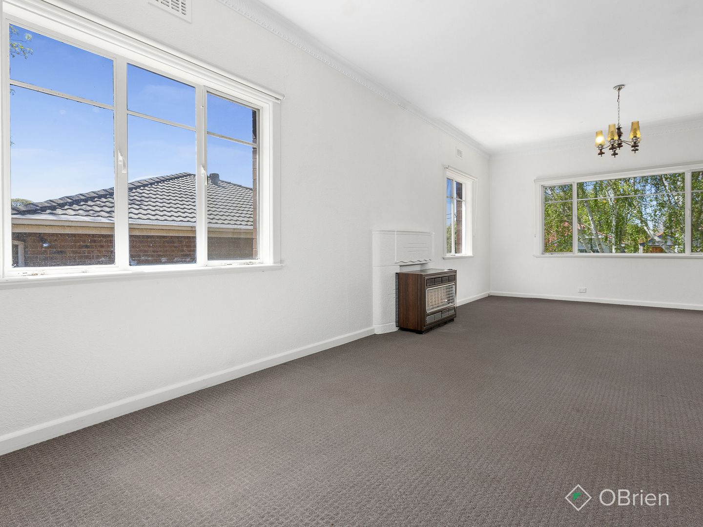 19 Axelton Street, Cheltenham VIC 3192, Image 2