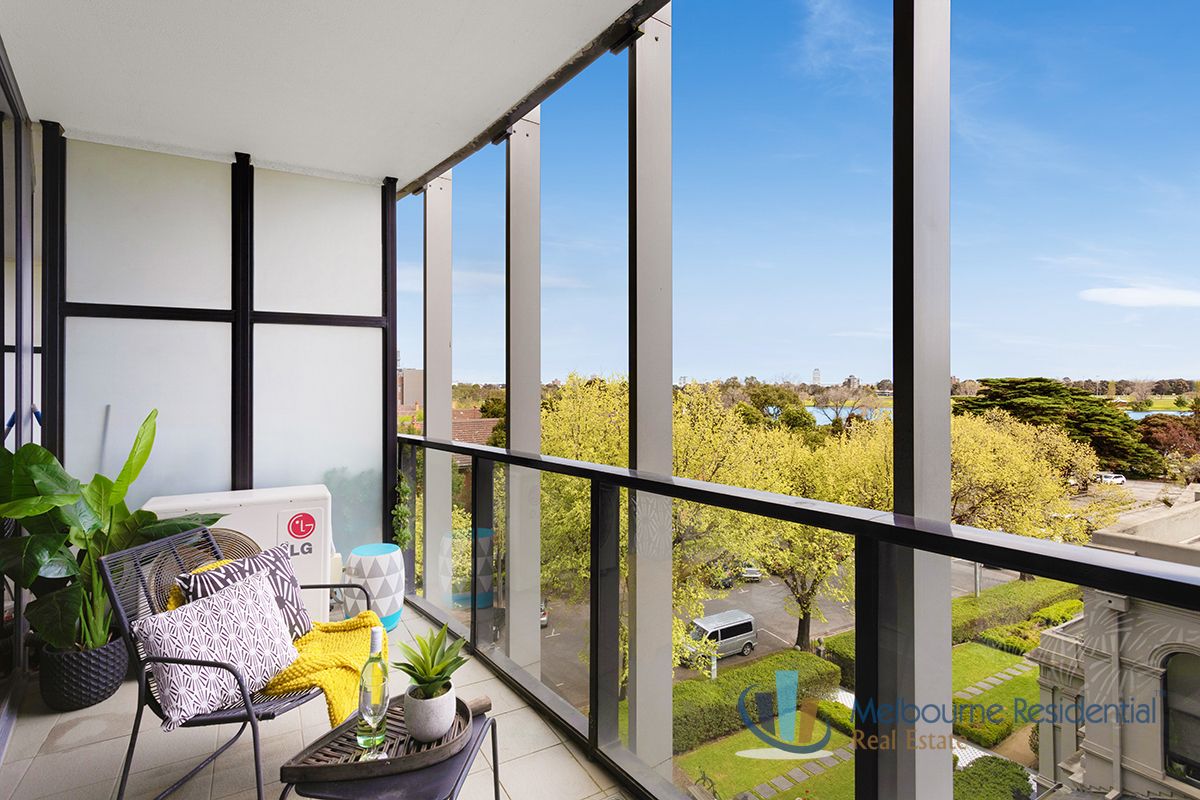 313/55 Queens Rd, Melbourne VIC 3004, Image 2