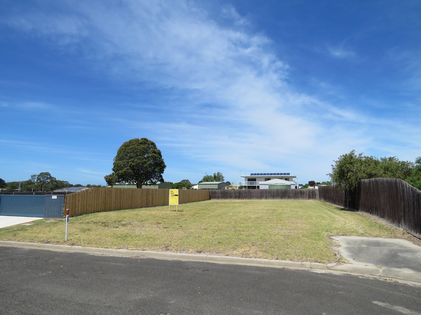 16 Milton Avenue, Paynesville VIC 3880