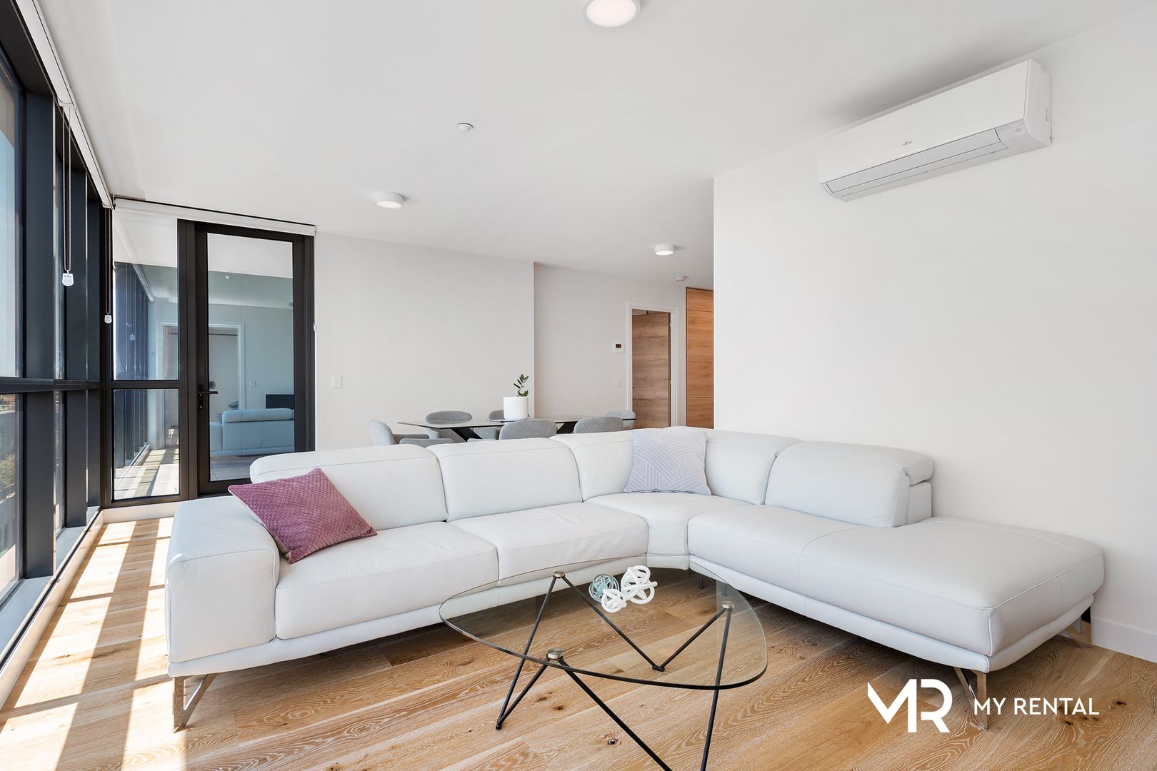 2 bedrooms Apartment / Unit / Flat in 1804/12 Queens Road MELBOURNE VIC, 3004