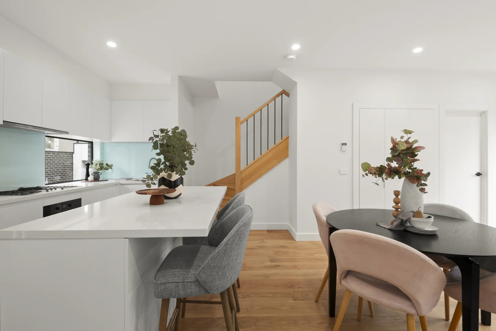 Additional image 4 of 2/337 Doncaster Road, Balwyn North VIC 3104