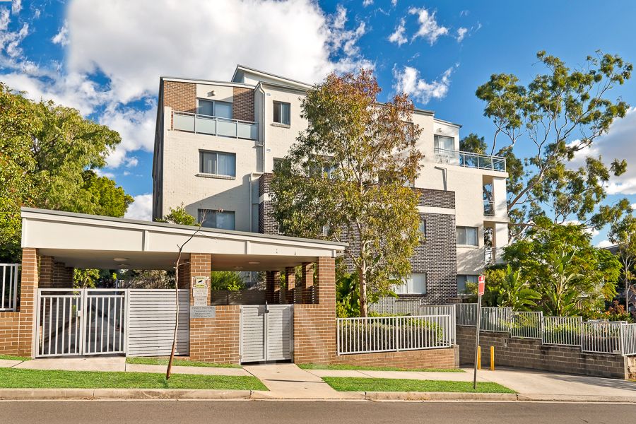 2 bedrooms Apartment / Unit / Flat in 142/23-35 Crane Rd CASTLE HILL NSW, 2154