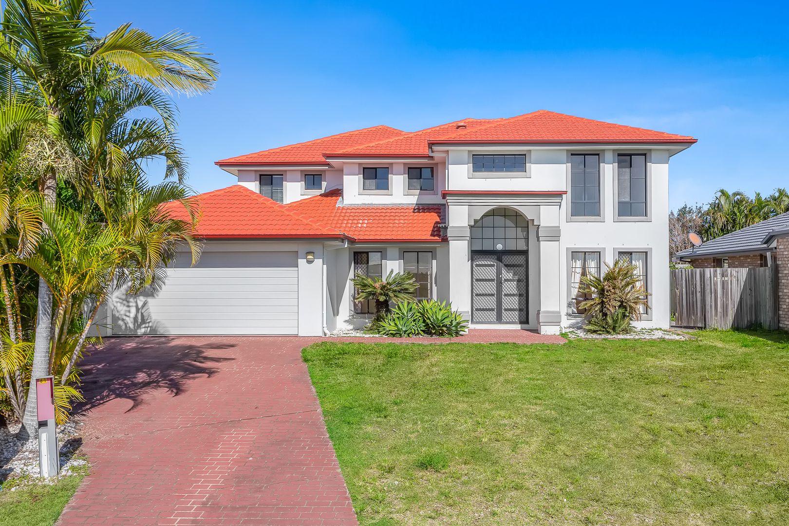 61 Lloyd Bird Crescent, Springfield Lakes Property History & Address