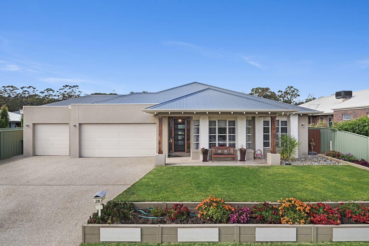 28 McConnell Drive, Junortoun VIC 3551, Image 0