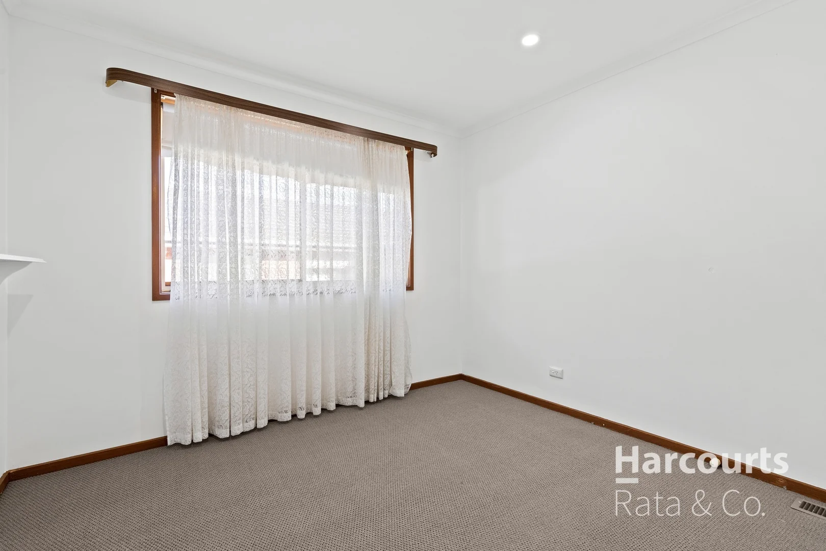 Additional image 7 of 31 Grevillia Drive, Mill Park VIC 3082
