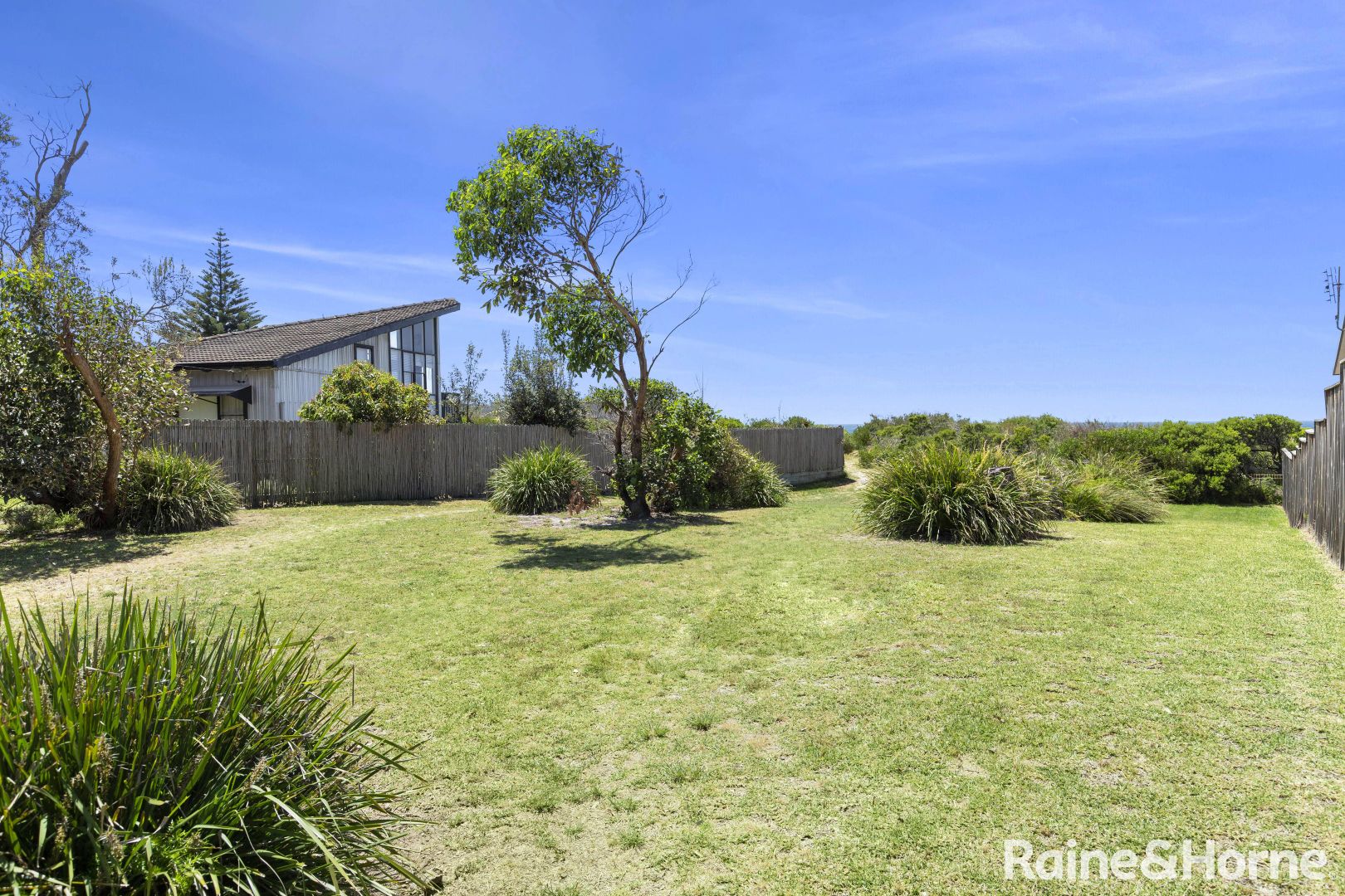 80 Mitchell Parade, Mollymook Beach NSW 2539, Image 1