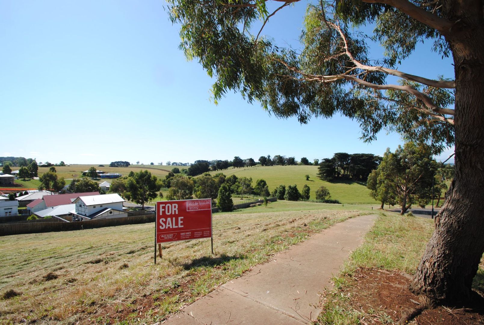 13 ROYAL PLACE, Leongatha VIC 3953, Image 2