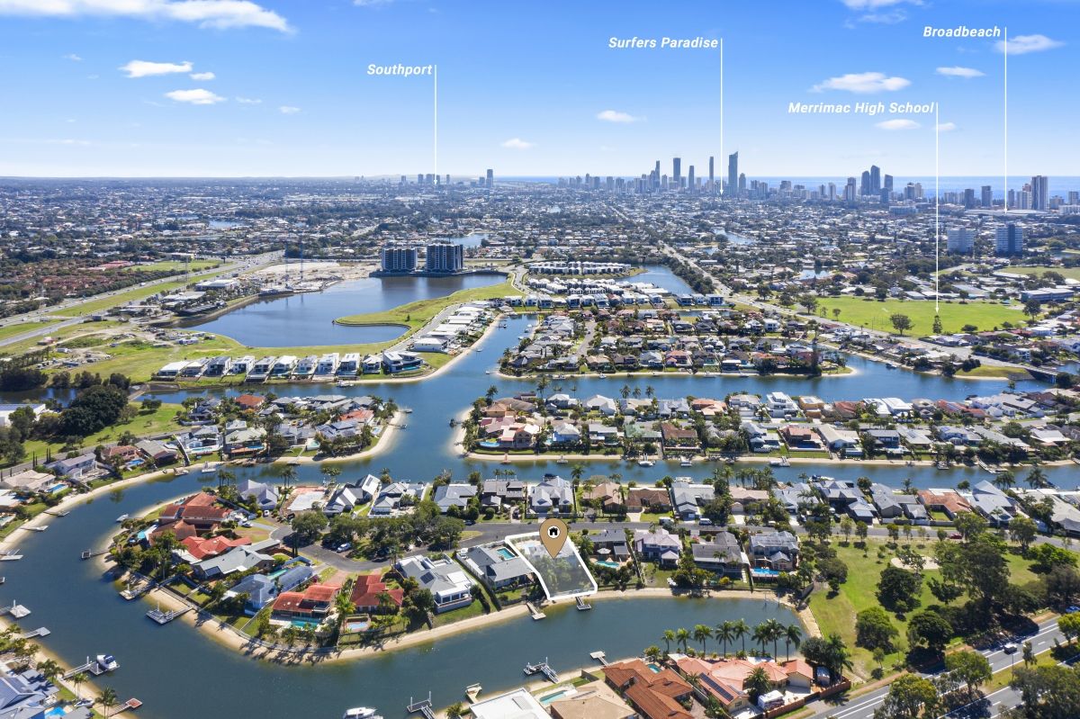 4 bedrooms House in 26 Drayton Terrace MERMAID WATERS QLD, 4218