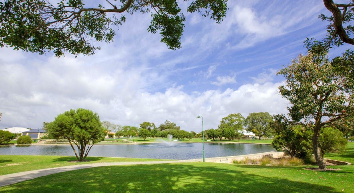 4 bedrooms New House & Land in LOT 28 CHAMELEON APPROACH AUSTRALIND WA, 6233
