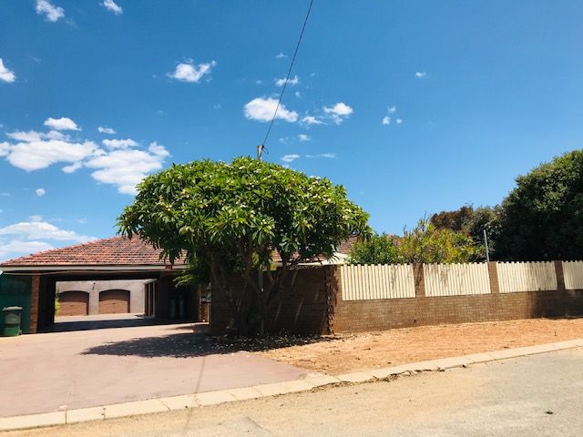 4 bedrooms House in 27 Clementina Road DONGARA WA, 6525