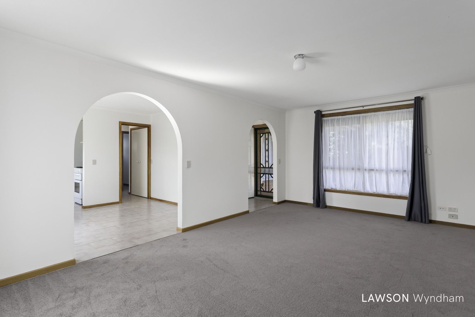 2/57 Mossfiel Drive, Hoppers Crossing VIC 3029, Image 2