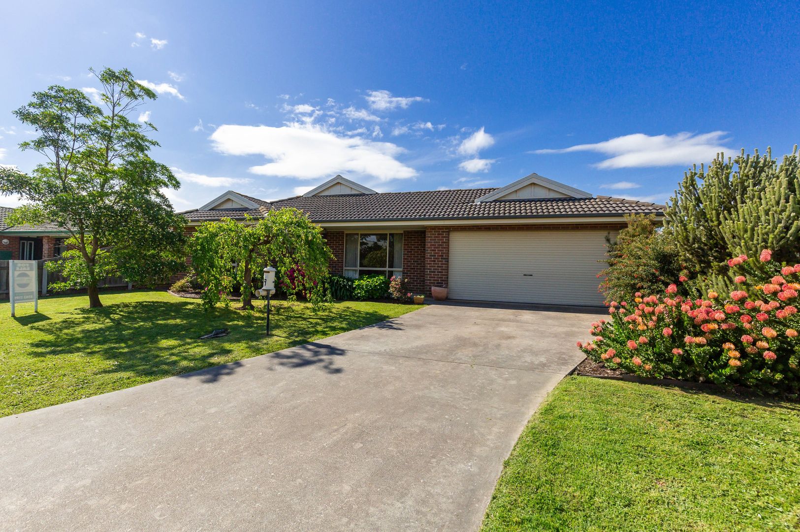 9 KINGFISHER Place, Sale VIC 3850, Image 1