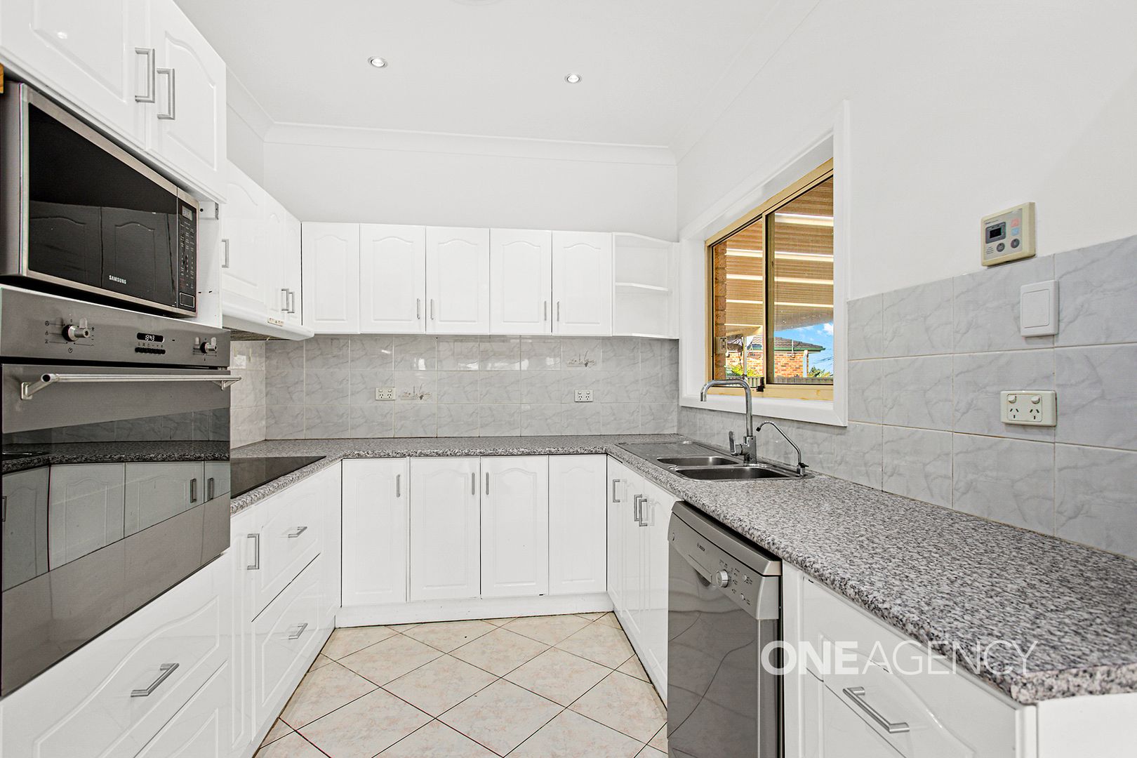 1 Masthead Place, Berkeley NSW 2506, Image 1