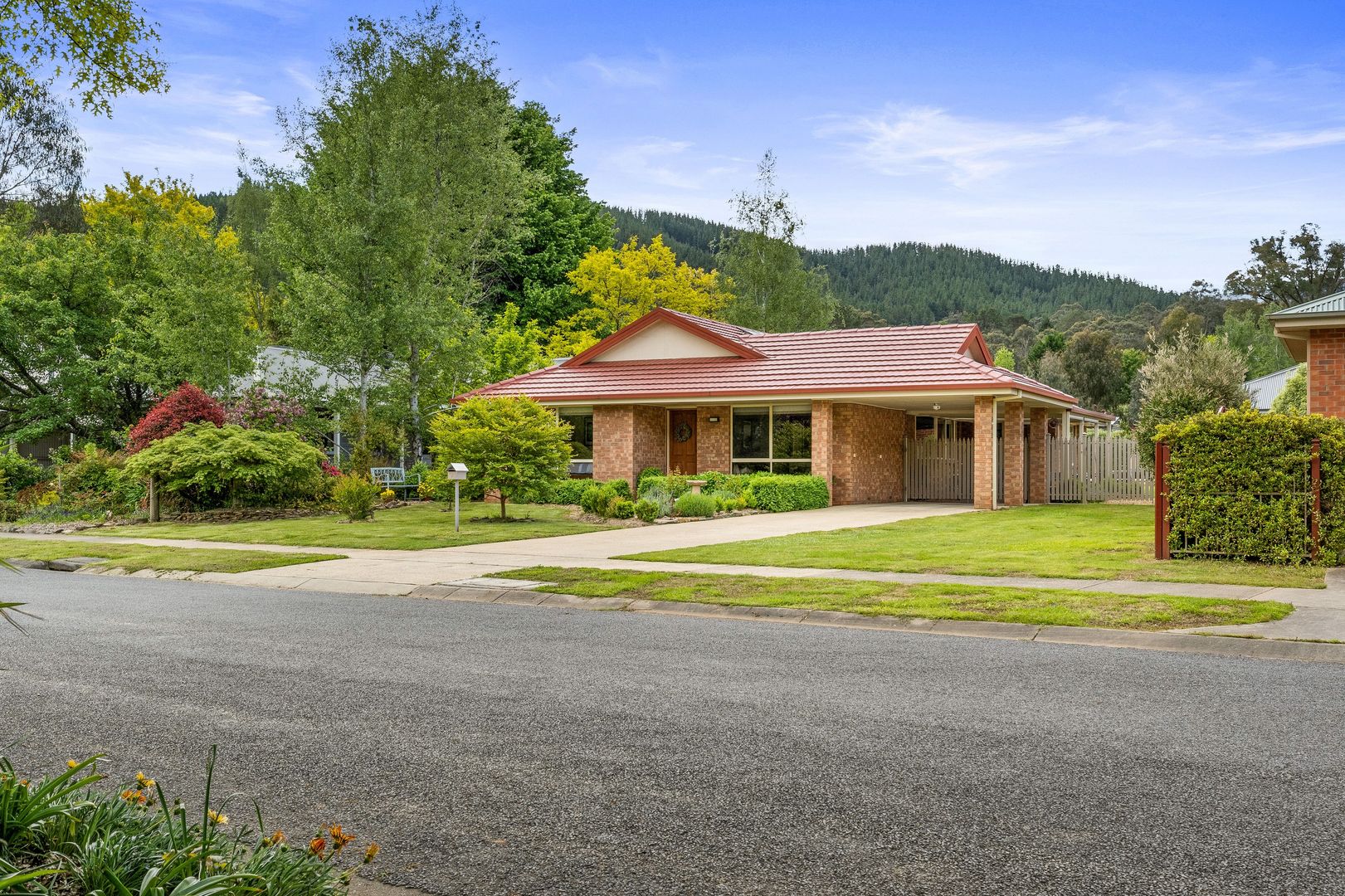 7 Lumley Drive, Bright VIC 3741, Image 1