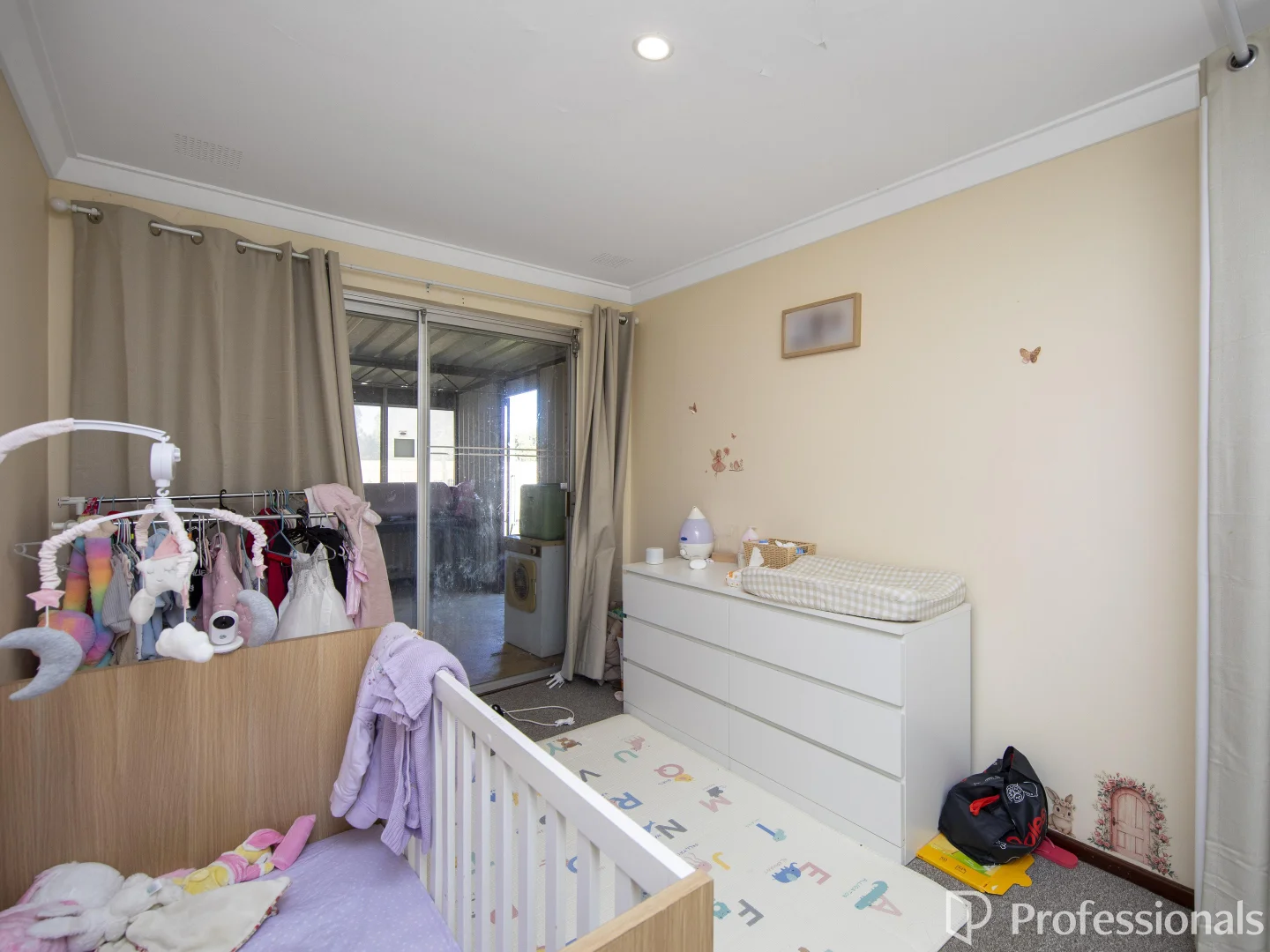 Image 12