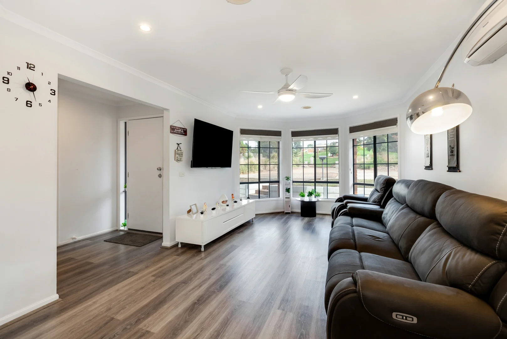 Additional image 2 of 34 Silvertop Close, Wallan VIC 3756