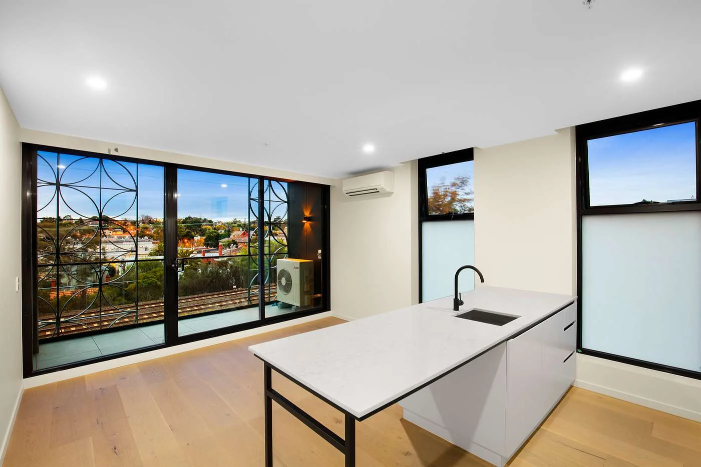 Additional image 3 of 305/31 Queens Avenue, Hawthorn VIC 3122