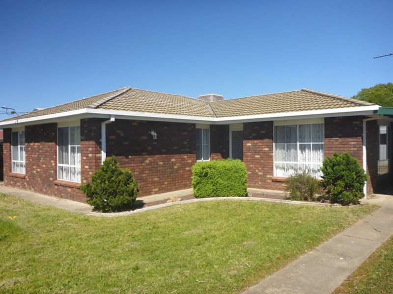 3 bedrooms House in 637 Storey Street LAVINGTON NSW, 2641