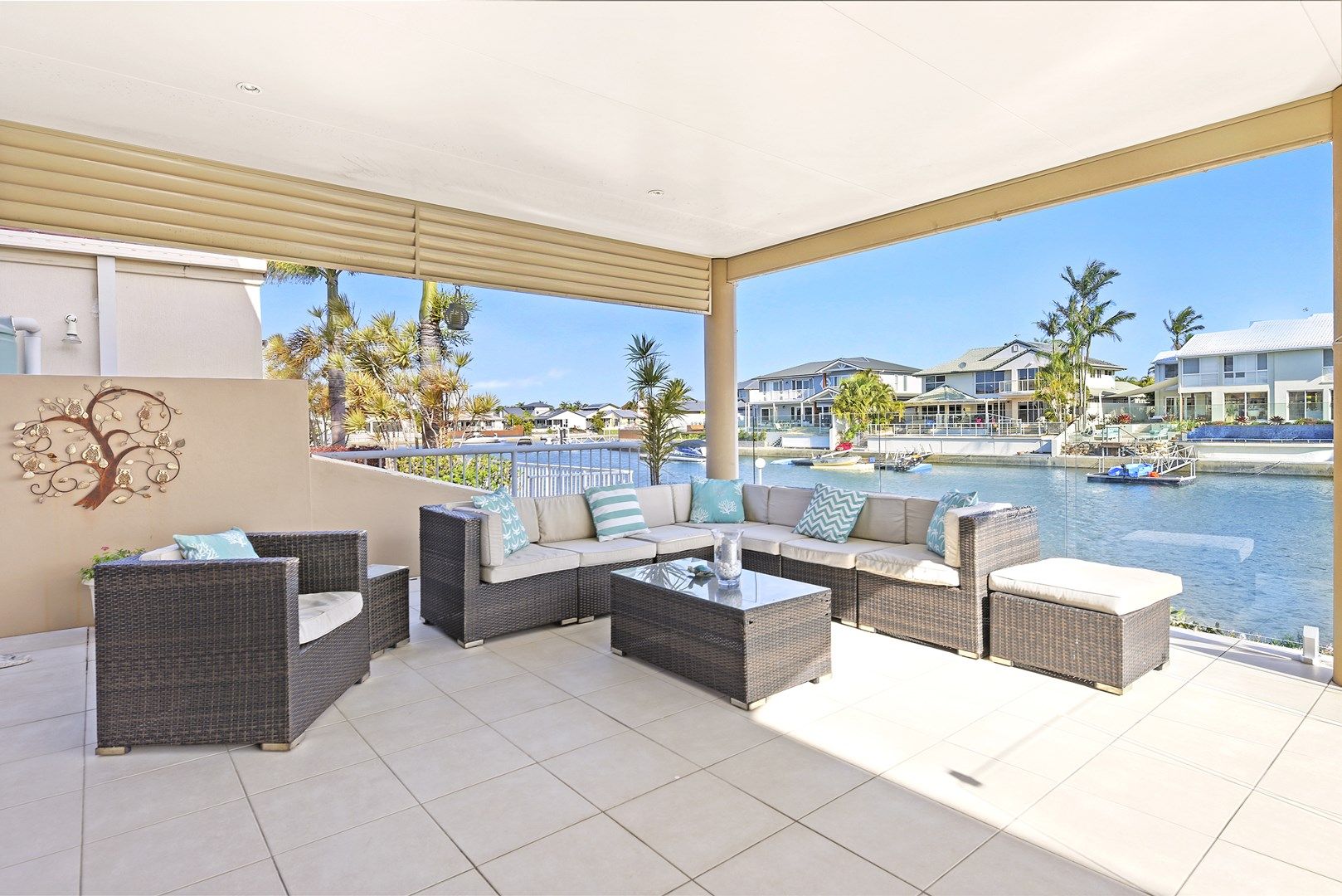 123 Sundance Way, Runaway Bay QLD 4216, Image 2