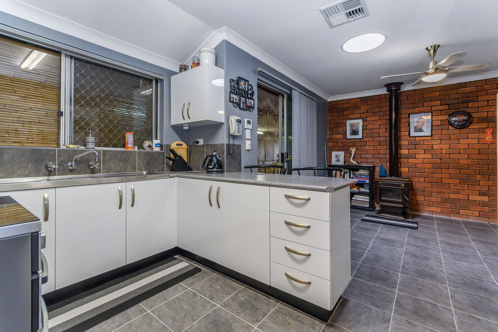 Additional image 17 of 165 Cammillo Road, Kelmscott WA 6111