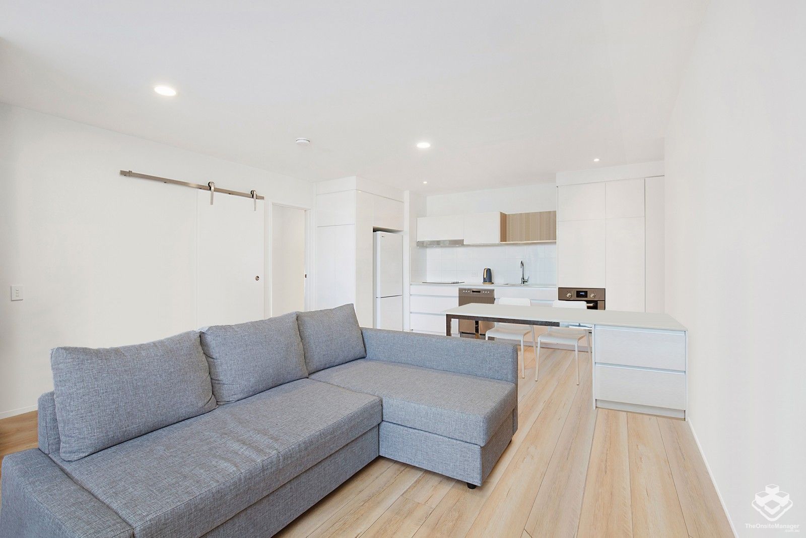 1 bedrooms Apartment / Unit / Flat in 206/21 Nile street WOOLLOONGABBA QLD, 4102