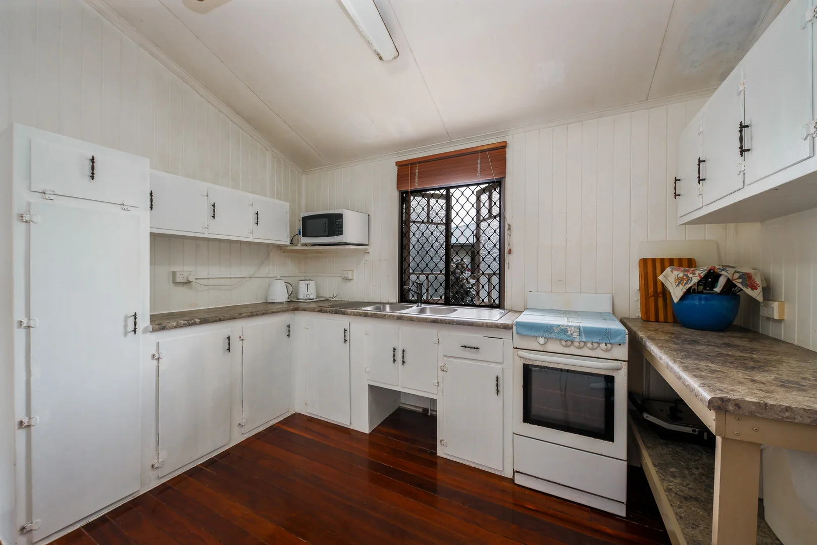 Additional image 8 of 53 Primrose St, Belgian Gardens QLD 4810