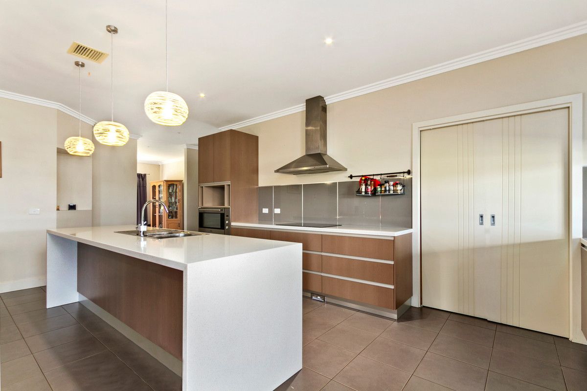 66 William Court, Longford VIC 3851, Image 1