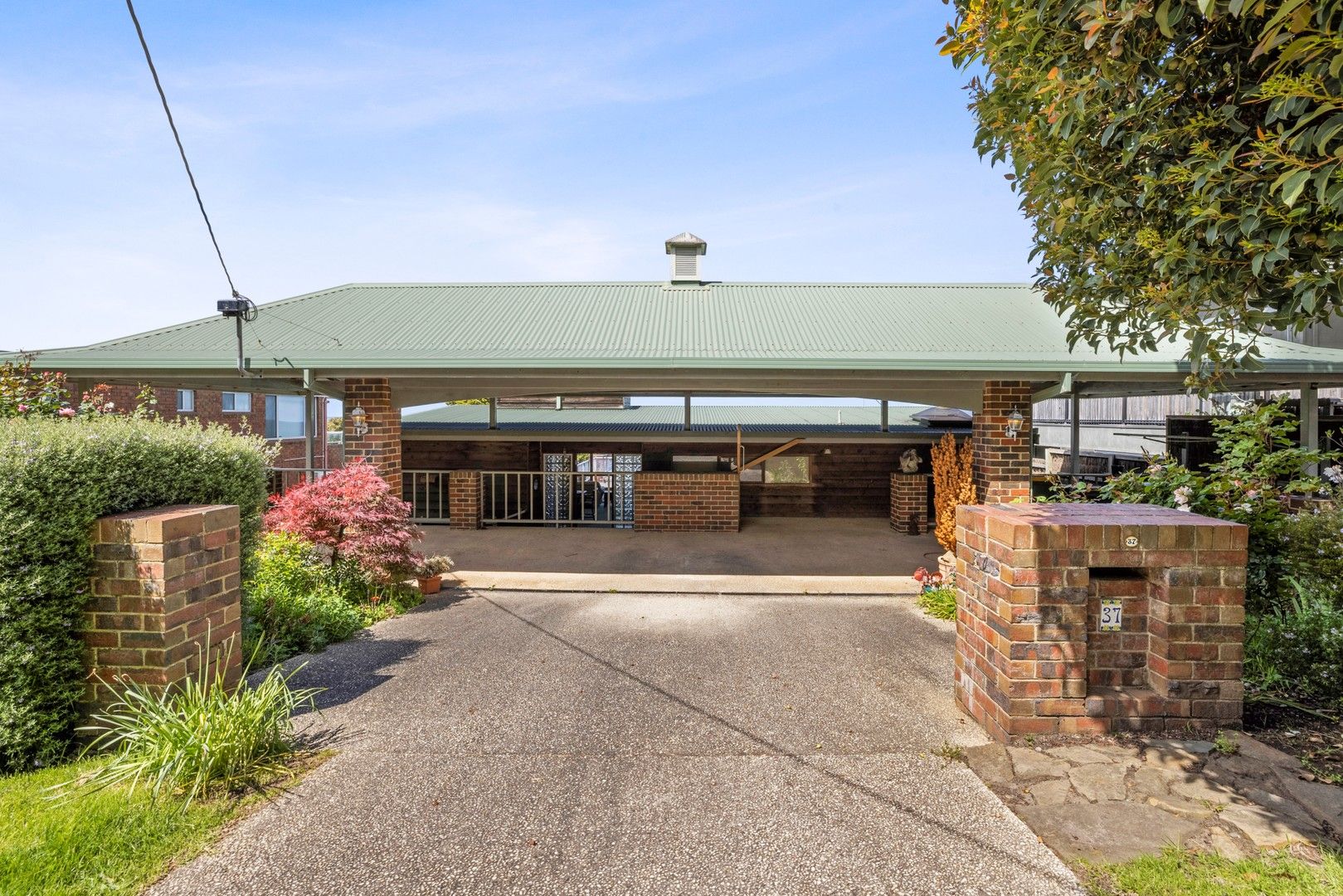 4 bedrooms House in 37 Armytage Street LORNE VIC, 3232