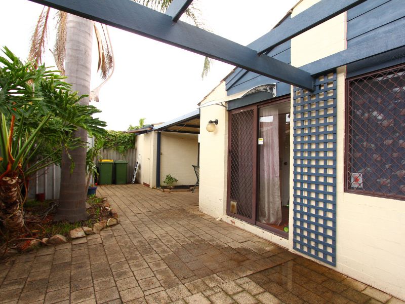 8/13 Victoria Street, REDCLIFFE WA 6104, Image 1