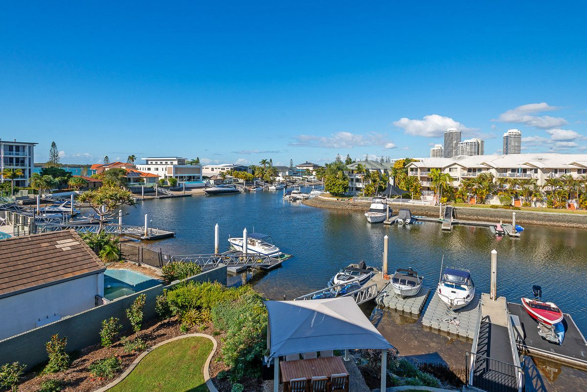 2 bedrooms Apartment / Unit / Flat in 17/14-18 Jennifer Avenue PARADISE POINT QLD, 4216