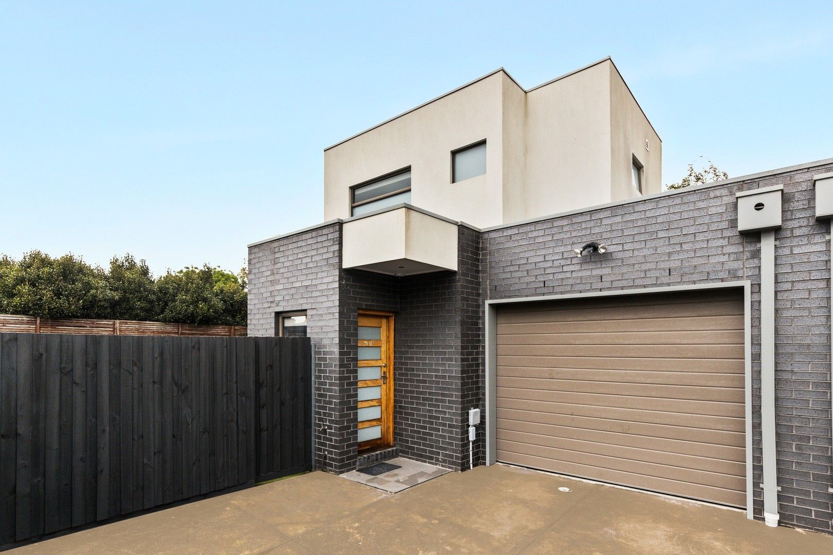 2 bedrooms Townhouse in 4/10 Blackwood Parade HEIDELBERG WEST VIC, 3081