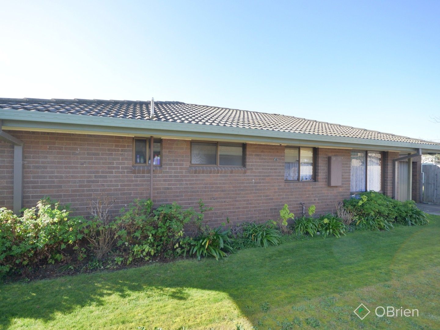2 bedrooms Apartment / Unit / Flat in 2/44 Victoria Street BAIRNSDALE VIC, 3875