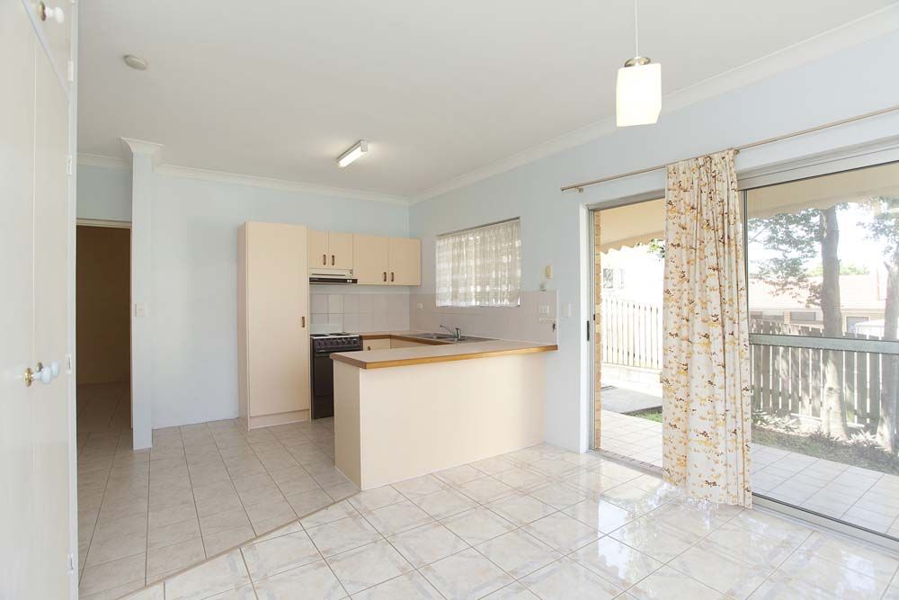 1/28 Mountain Street, Mount Gravatt QLD 4122, Image 2