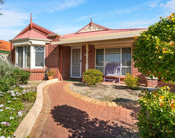 11 Sunray Circle, Ellenbrook WA 6069