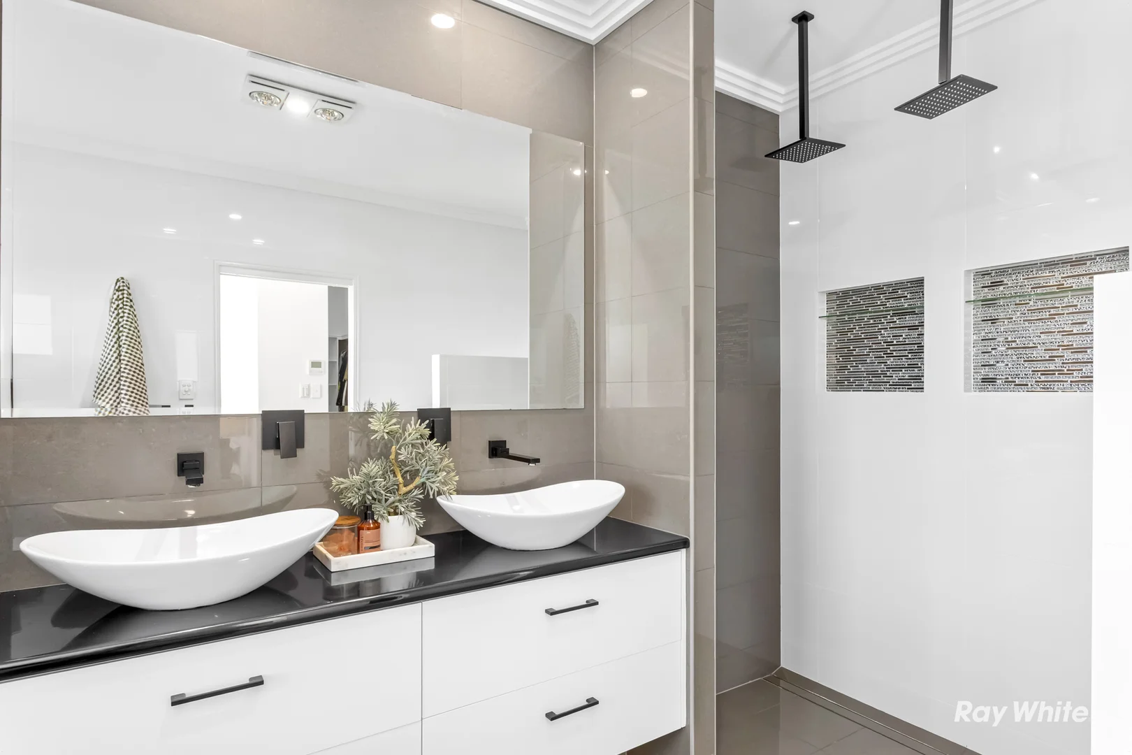 Additional image 18 of 27 Shannons Drive, Lammermoor QLD 4703