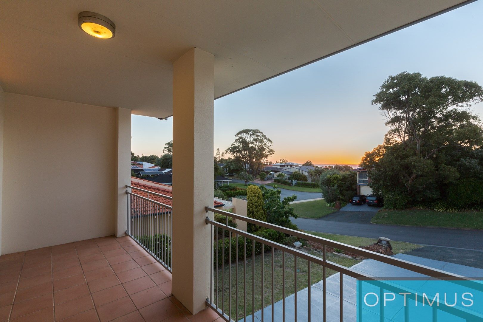 4 Yallambee Place, City Beach WA 6015, Image 2